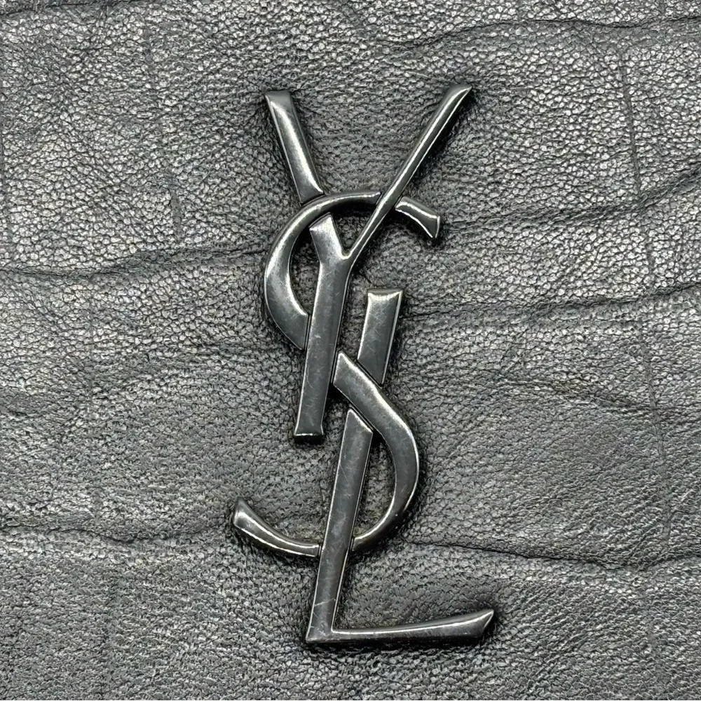 Yves Saint Laurent Cassandre Croc Embossed Clutch in Noir - Picture 7 of 10